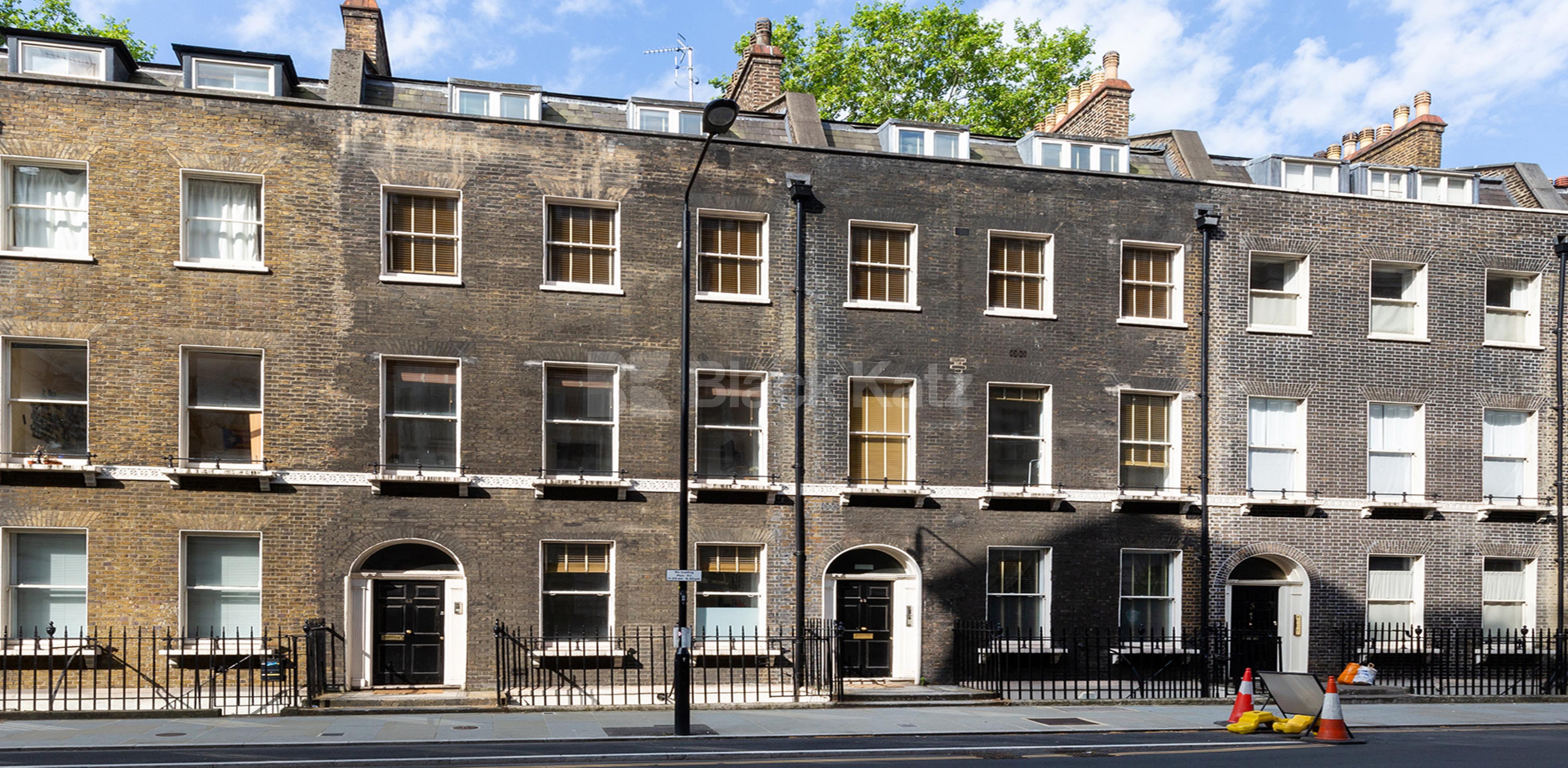 			BLOOMSBURY 4 BED NEAR UCL!, 4 Bedroom, 1 bath, 1 reception Flat			 Gower Street, BLOOMSBURY WC1E